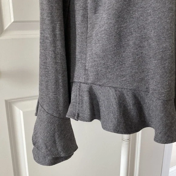 LC Lauren Conrad large top gray black lace floral long sleeves - Picture 6 of 12